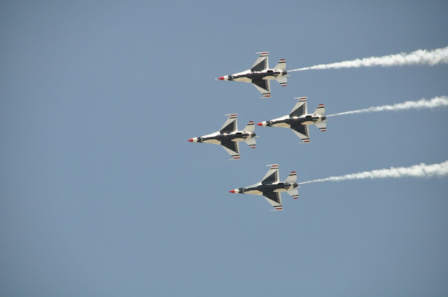 US Air Force Thunderbirds 2016 AFA Air Force Academy flyover coloradoviews.filminspector.com