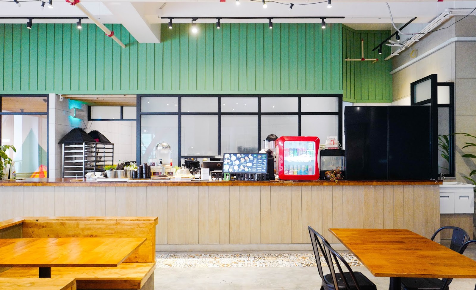 Donkas Lab, Sunway Geo Avenue