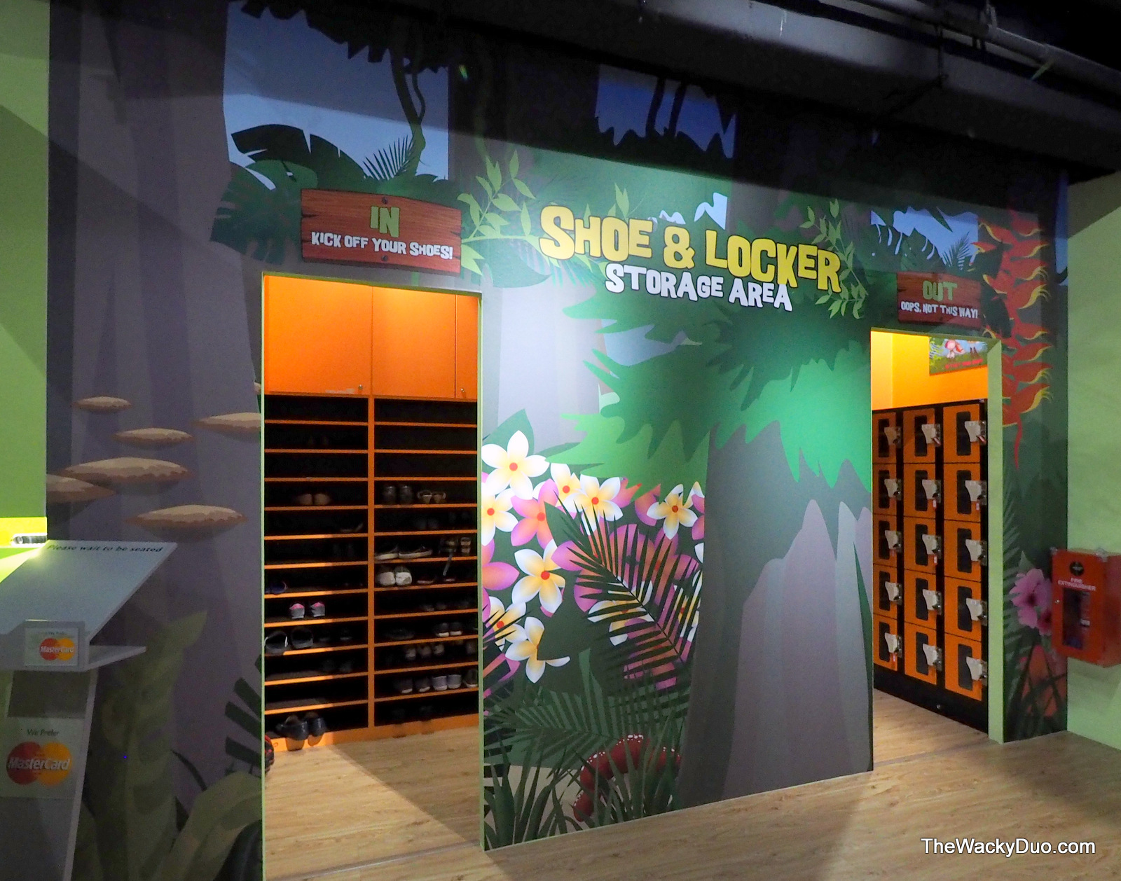 toys r us suntec tower