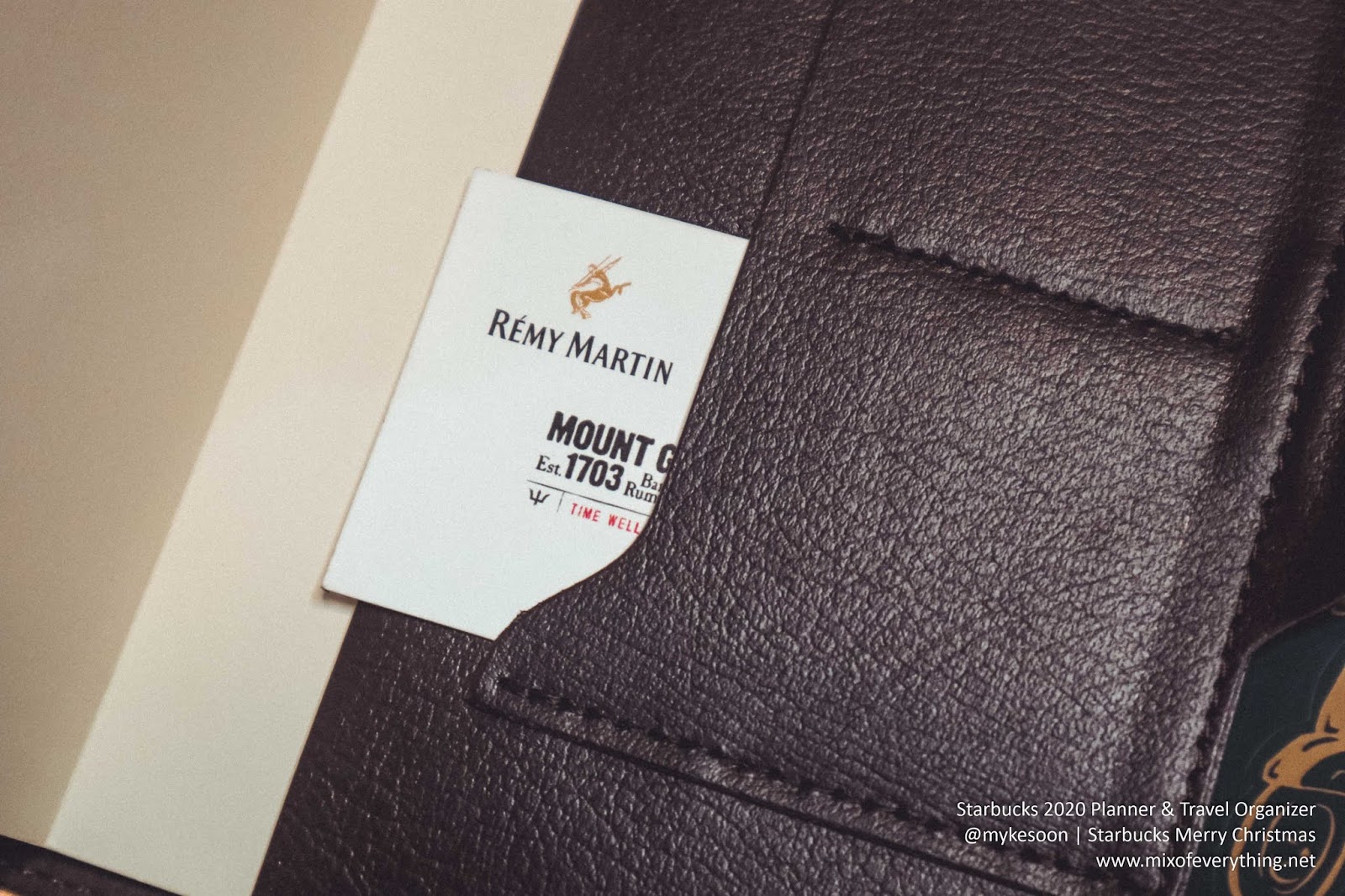 Detailed Unboxing of the Starbucks 2020 Planners & Travel Organizer