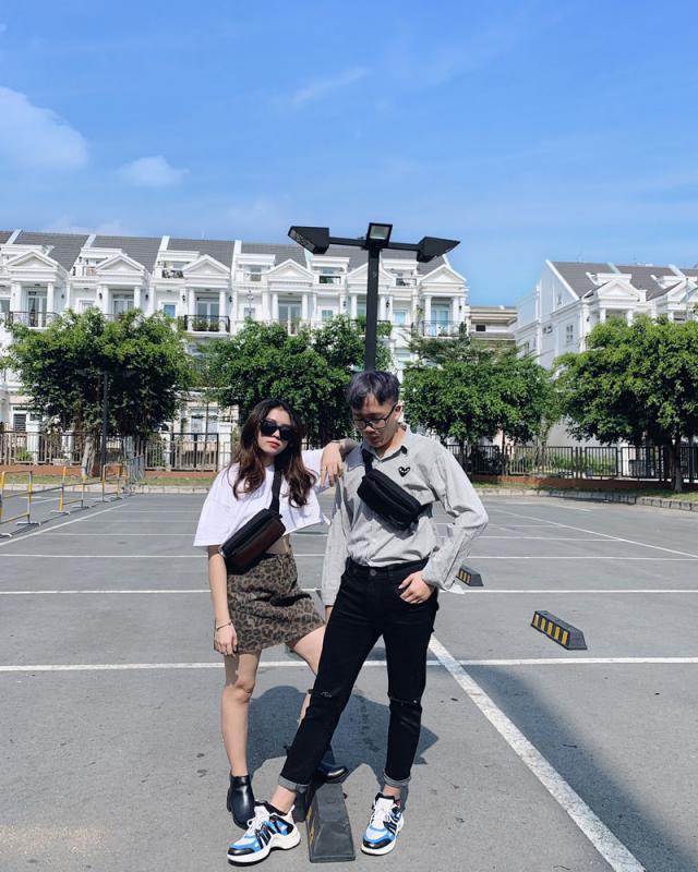 Túi Đeo Chéo Acara Sunrise – Đen Da