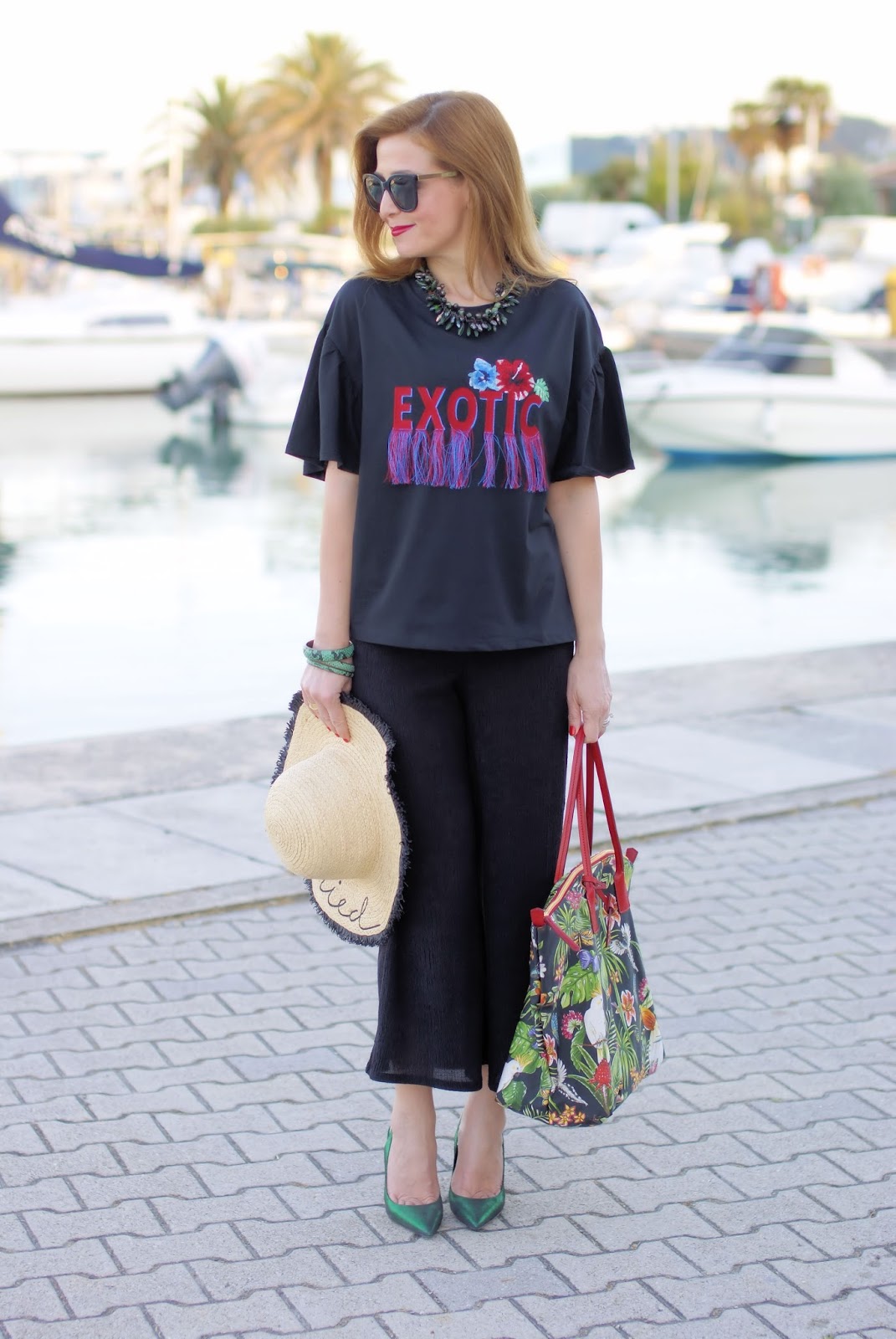 Tropical print trend with Robertina bag by Roberta Pieri on Fashion and Cookies fashion blog, fashion blogger style