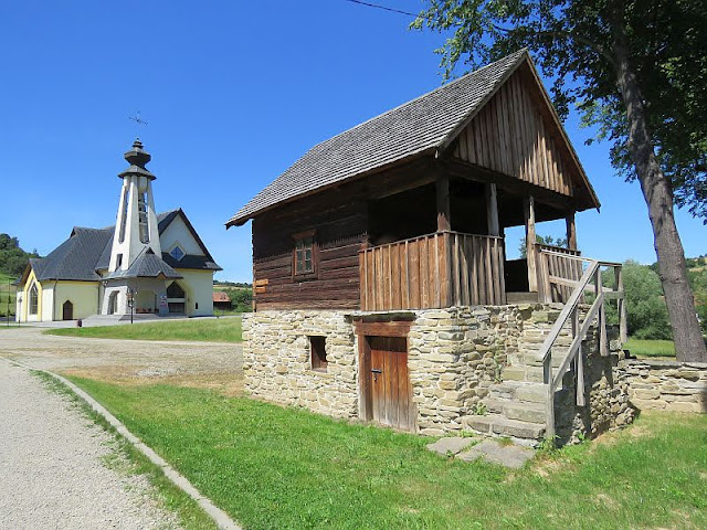 spichlerz Zabytkowy spichlerz