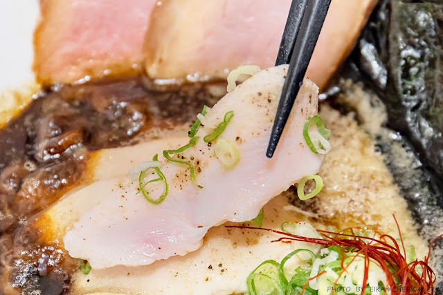 麵屋聚│傳統市場內的低調拉麵小店！竟有道地日本湯頭口味，還有可遇不可求的秋刀魚拉麵！