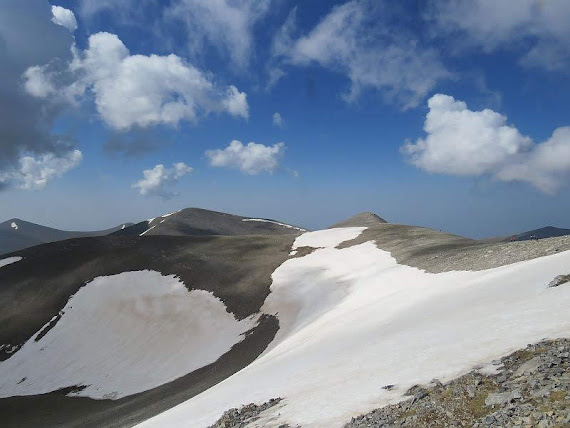 Widok ze stoku Skolio w kierunku Agios Antonios