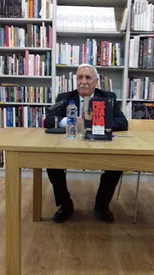 Manuel Pastrana en día de la presentación de su libro