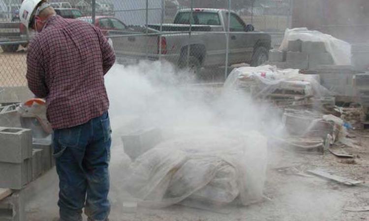 Загрязнение воздуха рабочей зоны производственного помещения. Промышленная пыль. Производственная Пыть. Запыленность воздуха рабочей зоны. Пыль цемента.