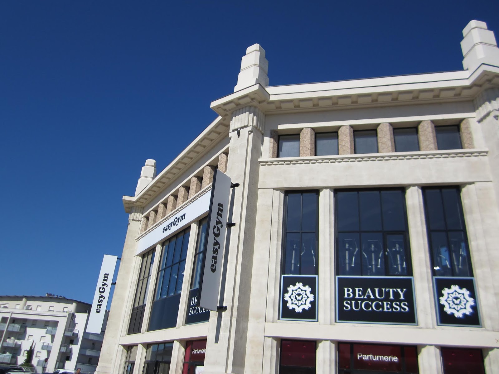 Architecture Moderniste et Art Deco en