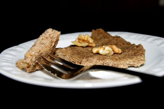 deser bez glutenu z orzechami