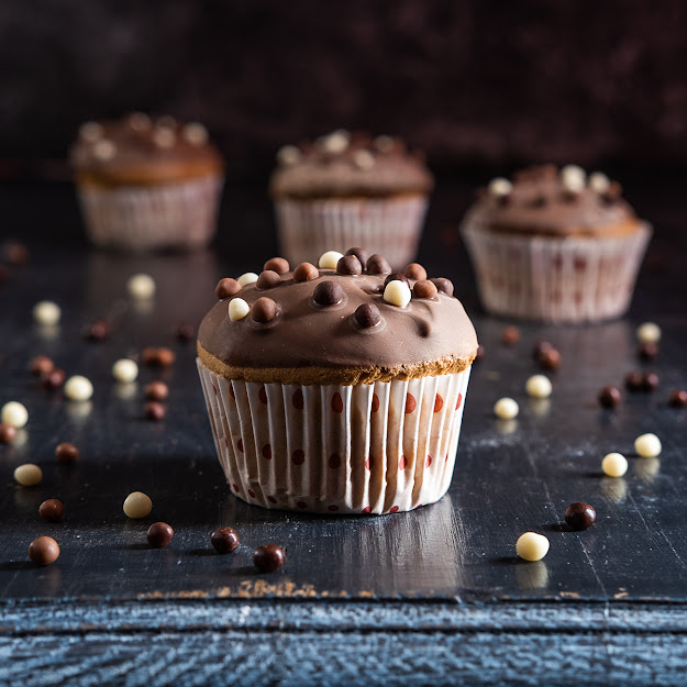 Chocolate glazed simple cupcakes Hungry Shots