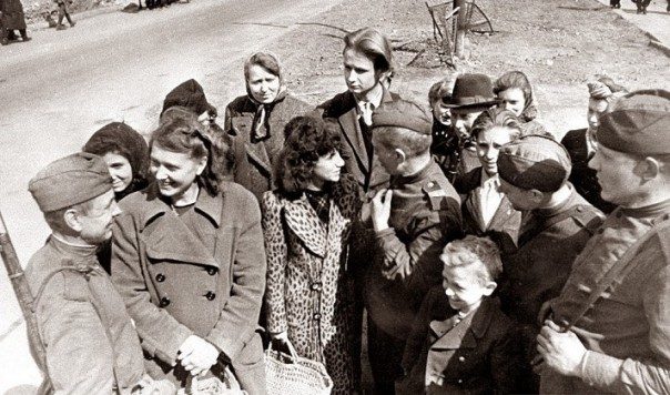 Мифы войны: Что не так с «миллионами изнасилованных немок»