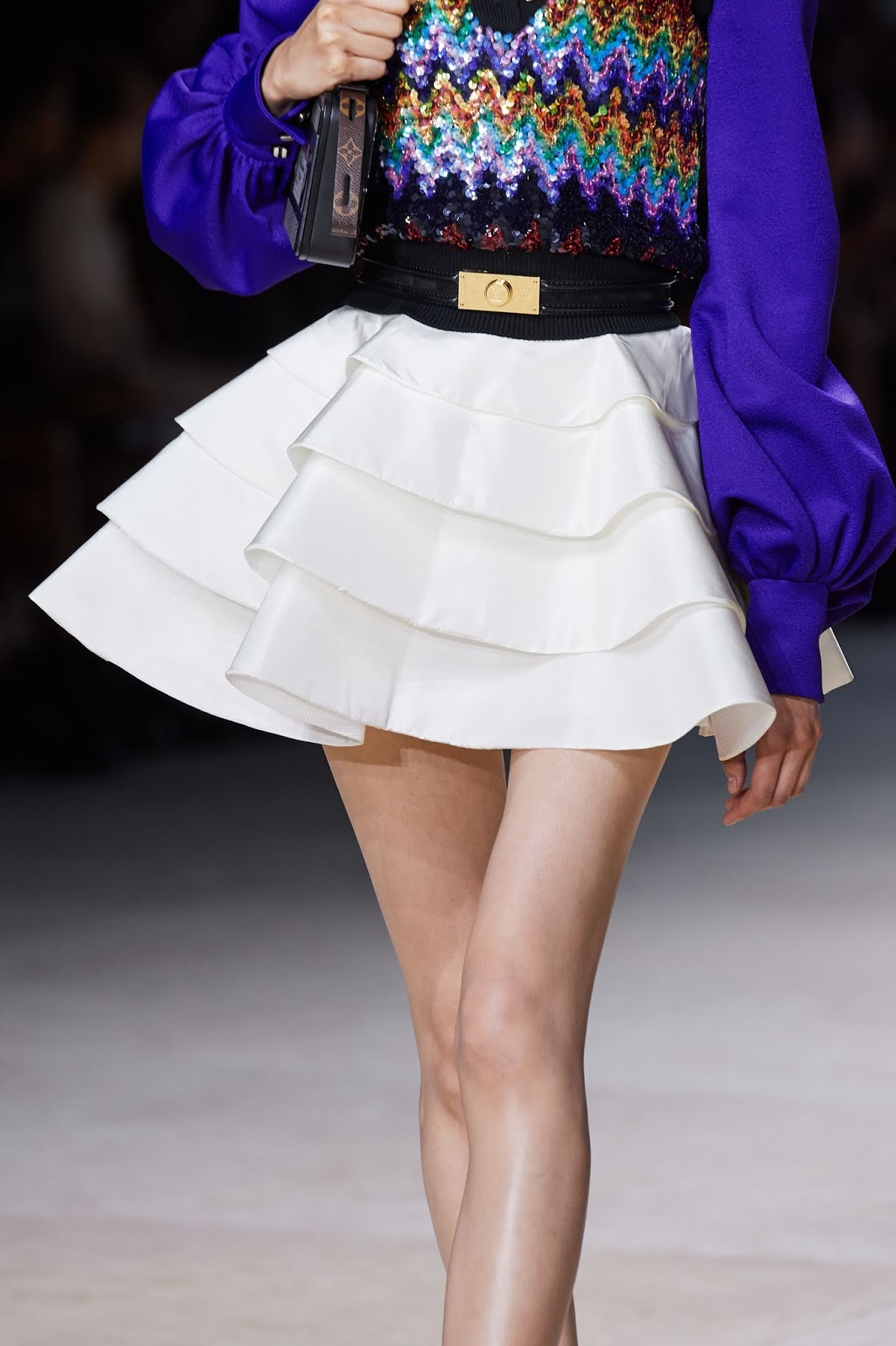 MIXING IT UP ON THE RUNWAY: LOUIS VUITTON