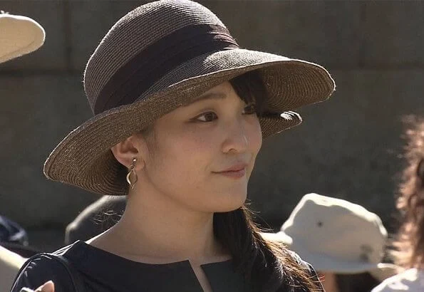 Princess Mako visited the ancient Inca ruins of Machu Picchu in Peru. She visit Koriqancha Temple and Cusco's Cathedral