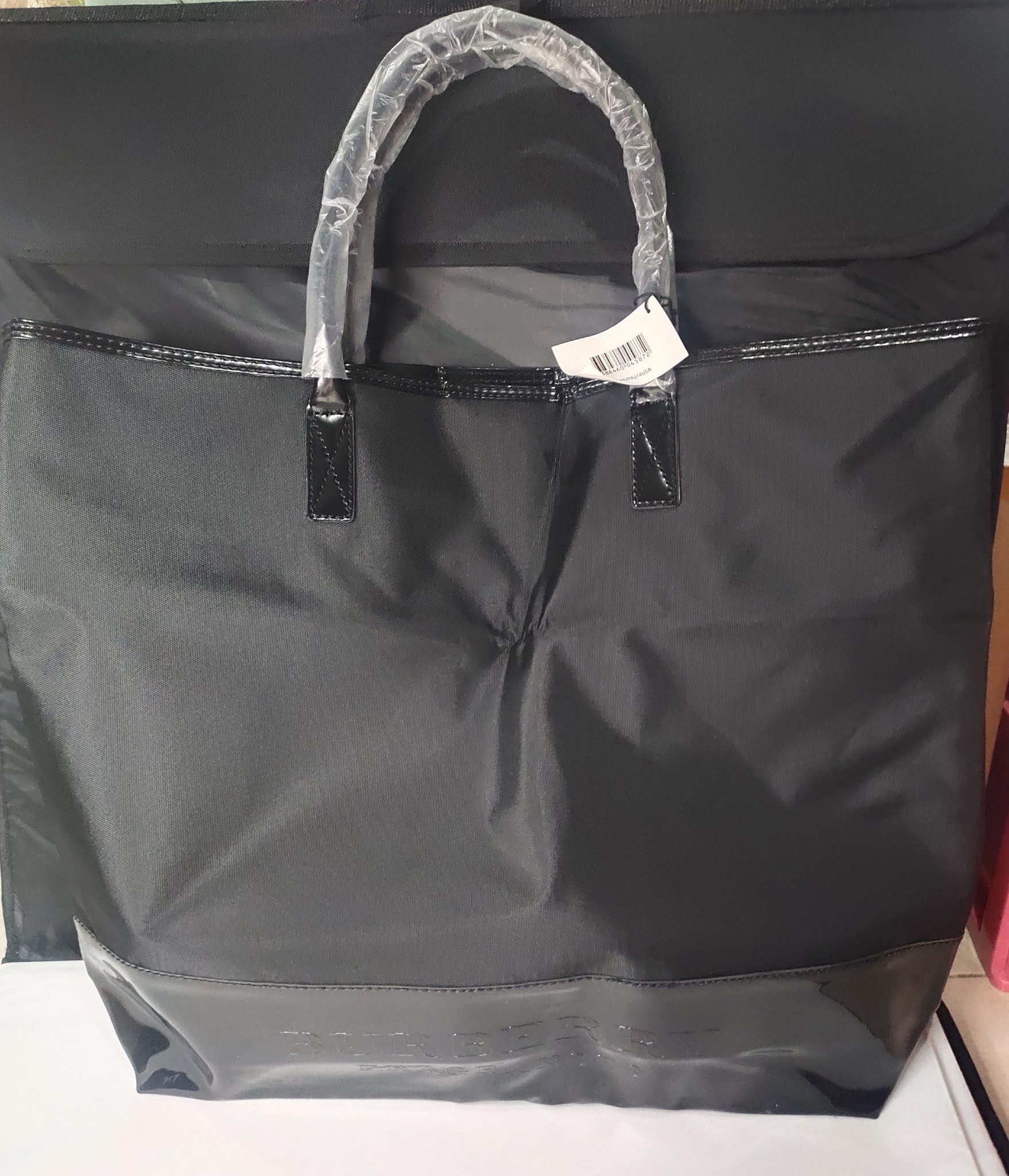 burberry fragrance bag