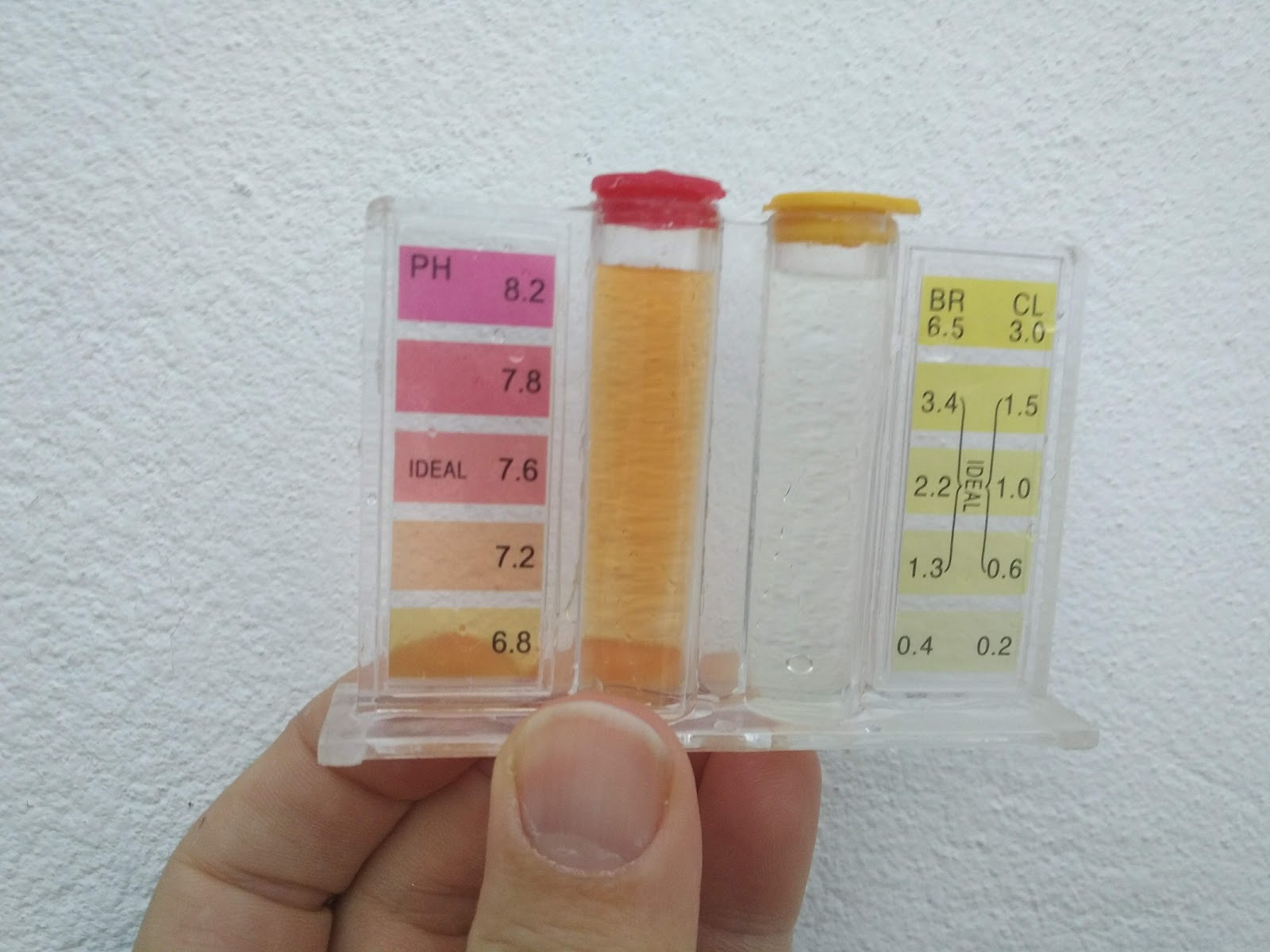 Cómo medir el pH de la piscina