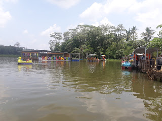 cafe apung senggreng malang cafe apung senggreng malang