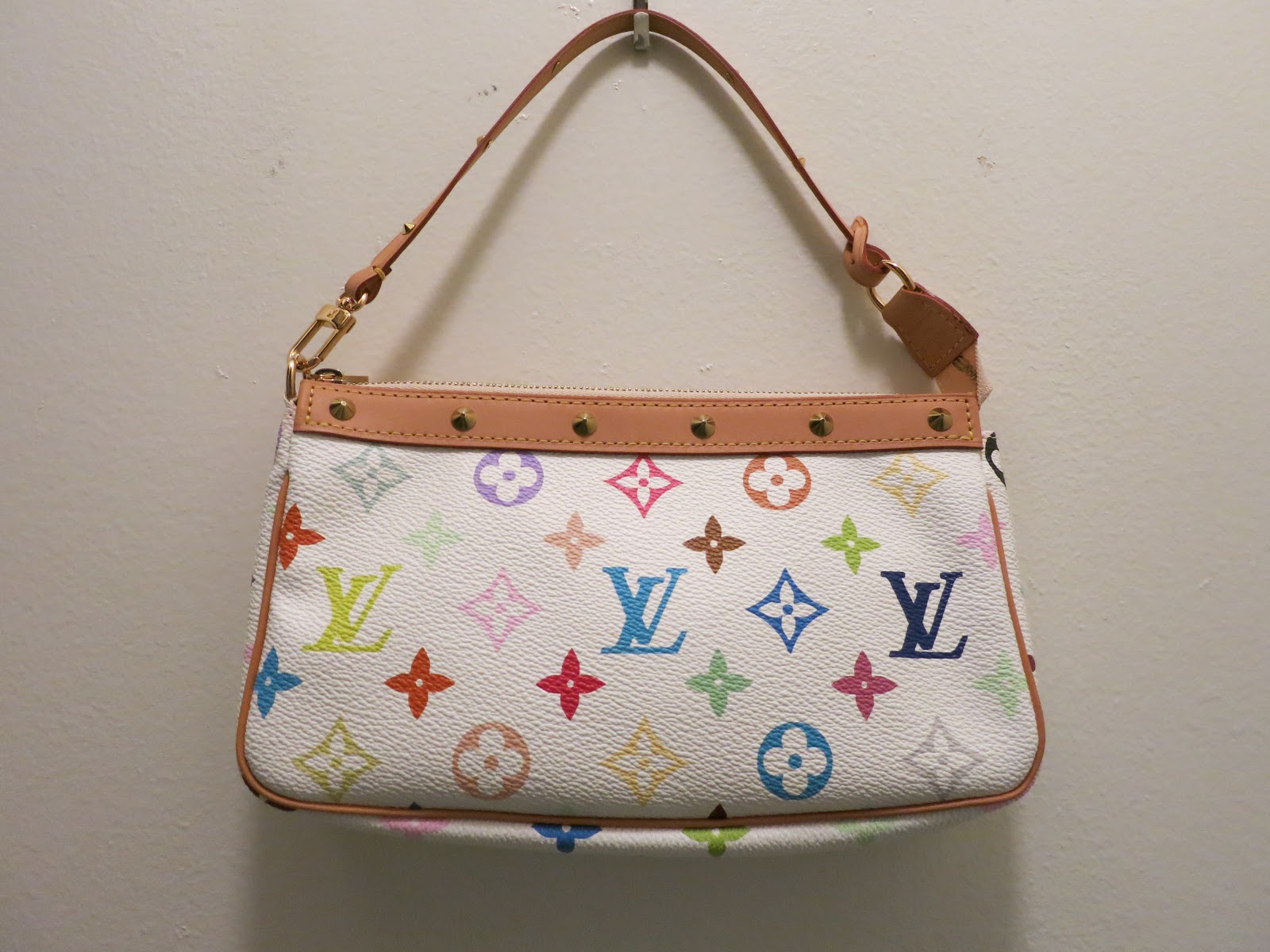 Twilly wrapped bag  Louie bag, Bags, Louis vuitton