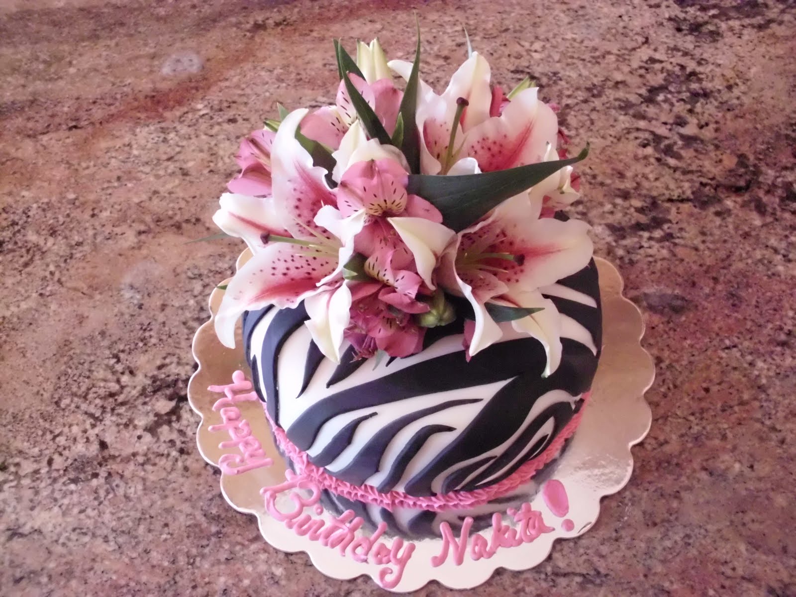 Santa Fe Cakes & Flowers