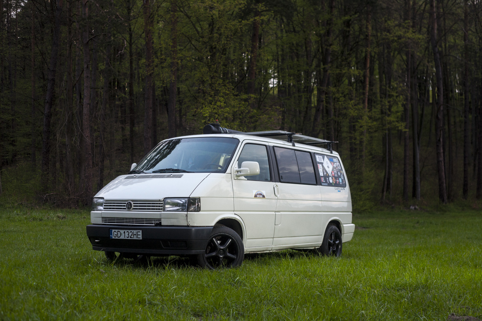 Biały Kieł szuka nowego właściciela VW T4 Multivan 1995r