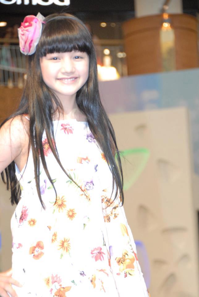 Foto Model Sharon Sahertian Foto Model Sharon Sahertian