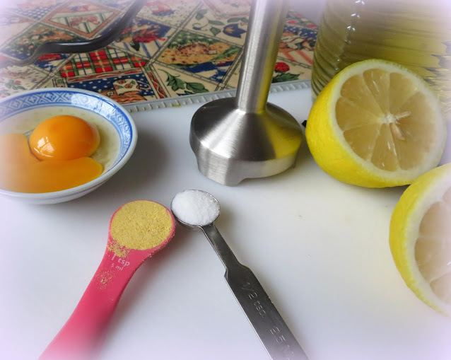 Almost Instant Mayonnaise