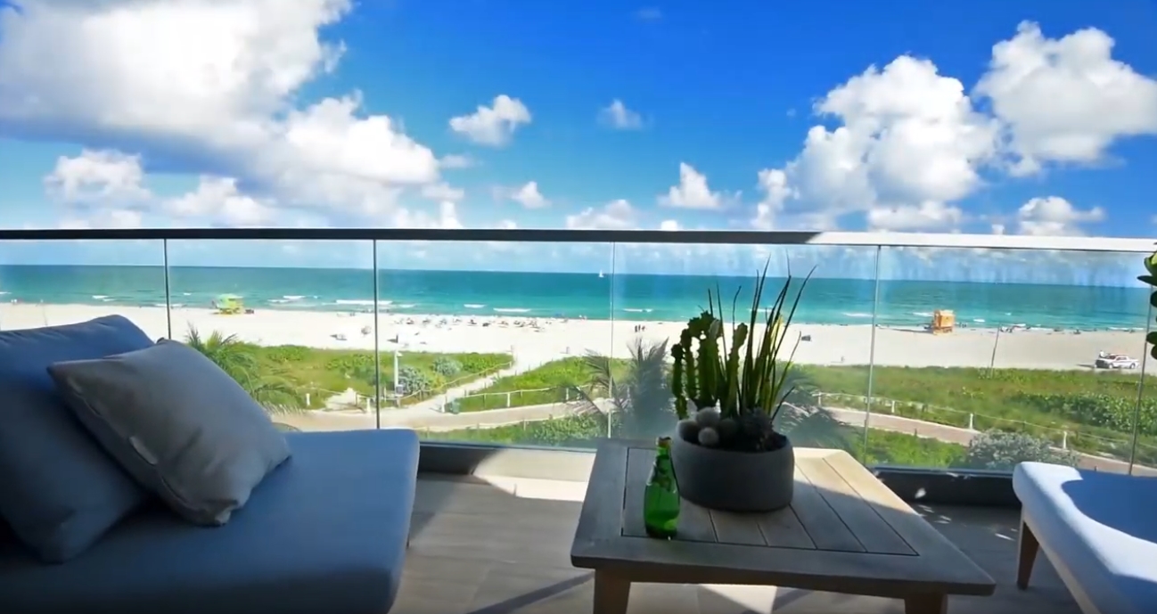 13 Photos vs. Inside a $6.5M Luxury Oceanfront Apartment in South Beach - High End Condo & Interior Design Video Tour 13 Photos vs. Inside a $6.5M Luxury Oceanfront Apartment in South Beach - High End Condo & Interior Design Video Tour