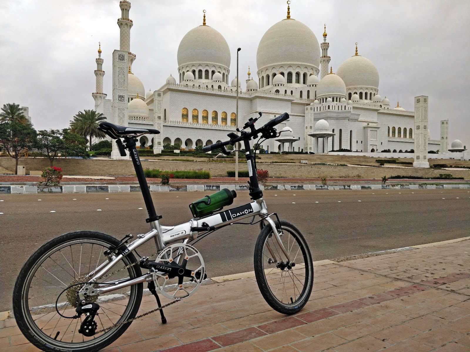the viewing deck 150 Kilometer Abu Dhabi City Folding Bike Solo Day Ride