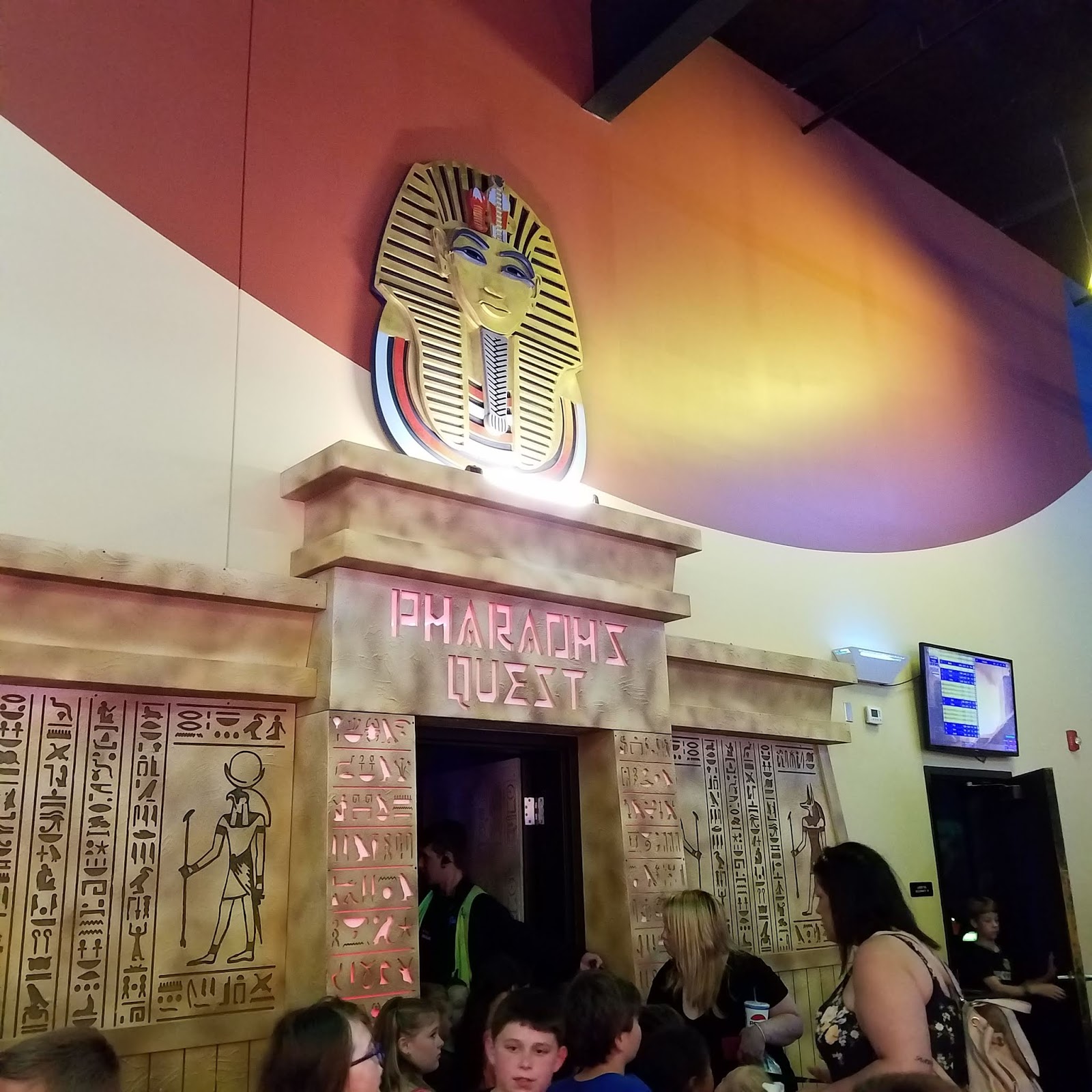 Play St. Louis Edison's Entertainment Complex, Edwardsville