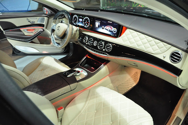 Đồng hồ IWC trên Mercedes Maybach S600 Đồng hồ IWC trên Mercedes Maybach S600 cực kỳ cao cấp và sang trọng