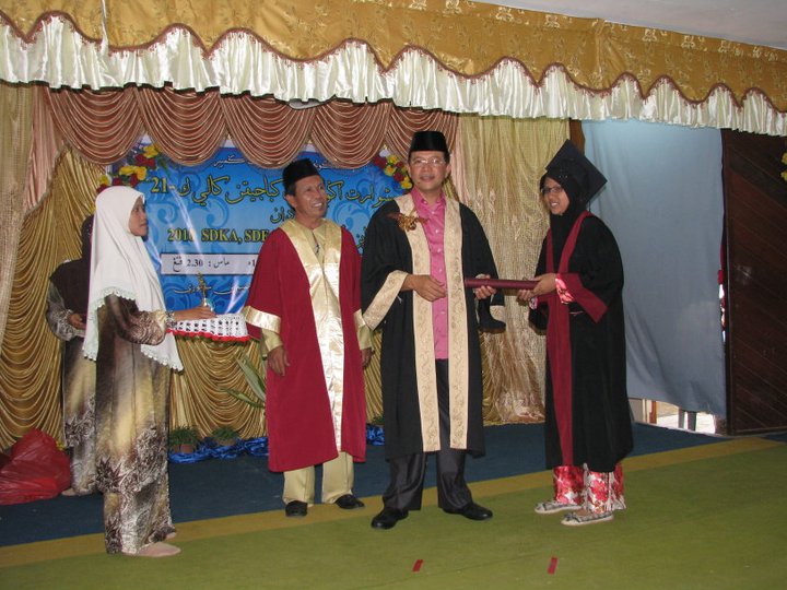 4fn1mf-family: Beby @ Sinar Harian