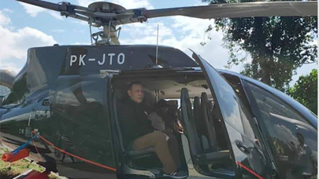 Artidjo Sebut Ada Perintah Jokowi-Luhut di Kasus Helikopter Mewah Firli Bahuri Artidjo Sebut Ada Perintah Jokowi-Luhut di Kasus Helikopter Mewah Firli Bahuri