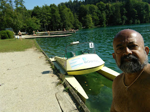Seafarer/Blogger/Traveller Rudolph.a.Furtado at Lake Bled in Slovenia..