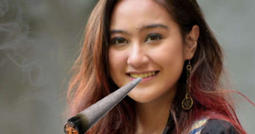 View Arti Mimpi Menjual Rokok Png | Sipeti