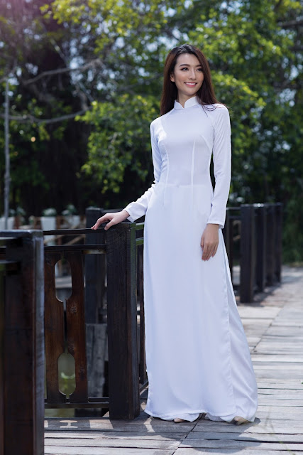 Traditional Vietnamese Dress for Women