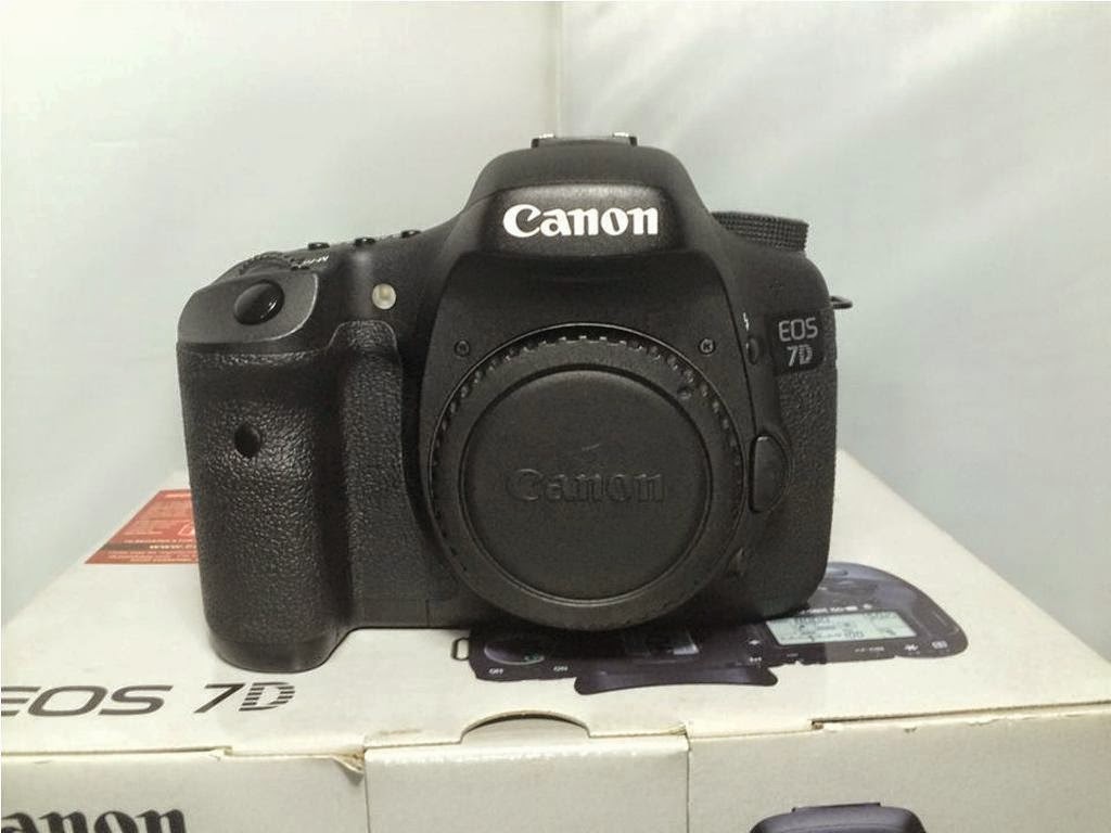 Harga Kamera DSLR Canon EOS 7D (Body) Rp.3.155.000
