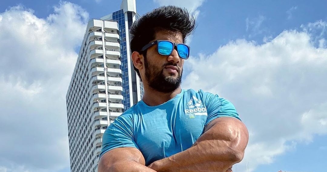 Nitin Chandila Biography Age Height Measurements Job