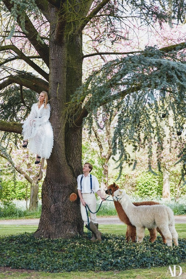 Style & Decor: Alice Naylor-Leyland's Dreamy English Country Home