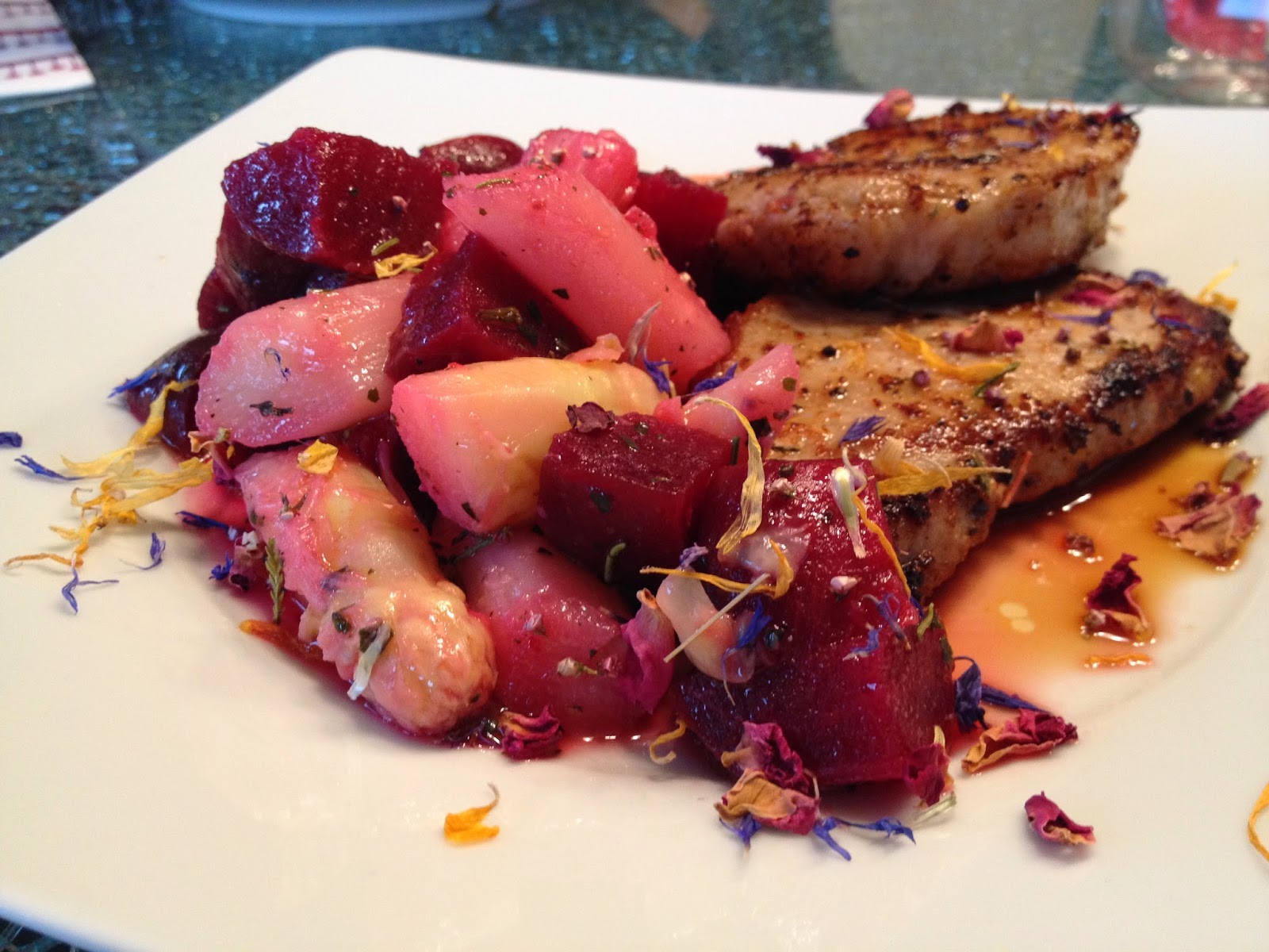 Krizi´s Kitchen: Putenbrust mit Spargel-RoteBete-Salat