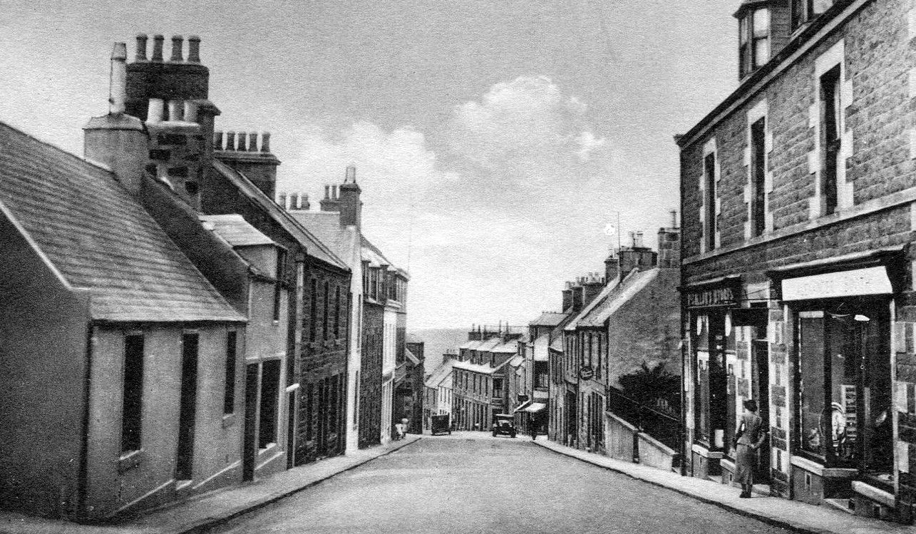 Tour Scotland Old Photograph Duff Street Macduff Scotland