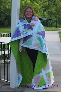 “The Picnic Quilt” a Free Picnic Quilt Pattern designed by Jen from Patterns by Jen