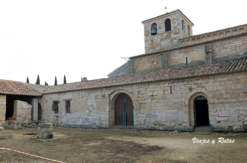 Claustro de la Iglesia de Santa María de Wamba