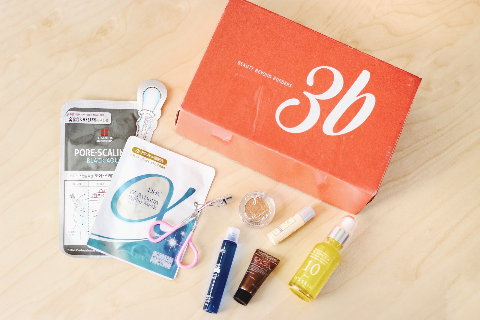 3B (Beauty Beyond Borders) Box Laura Neuzeth