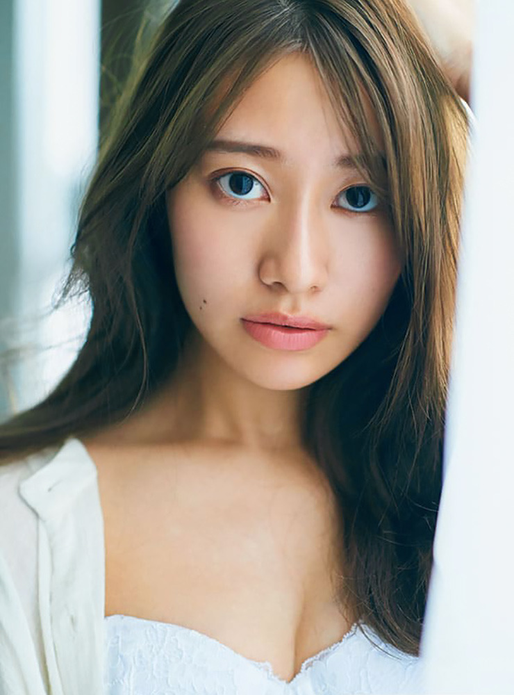 Nao Kanzaki And A Few Friends Reika Sakurai Gaze Photobook Tidbits