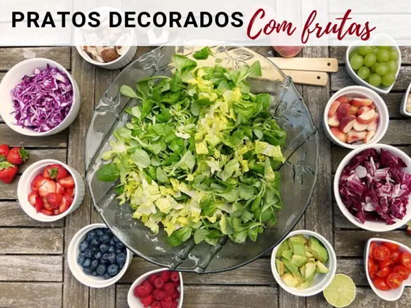 salada decorada com frutas variadas