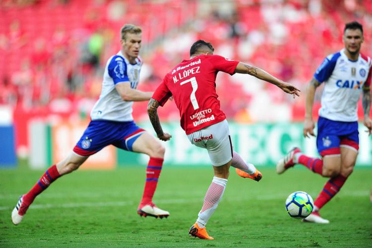 Bahia joga mal e perde para o Internacional na estreia