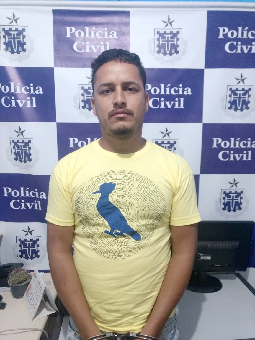 Cruz na Tela  Ueviton Santana Cruz das Almas Polícia prende um dos