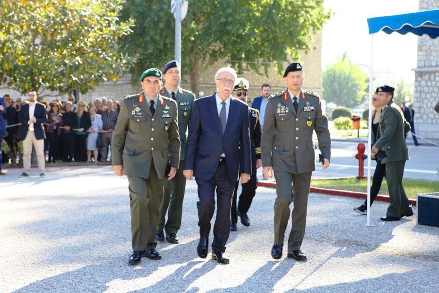 ΚΛΙΚ ΓΙΑ ΜΕΓΕΝΘΥΣΗ