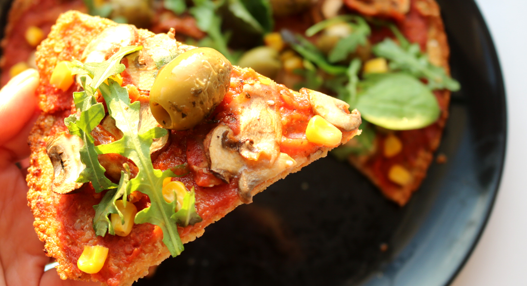 Foodie Friday Quinoa Pizza (Vegan / GlutenFree / Deliciously Ella