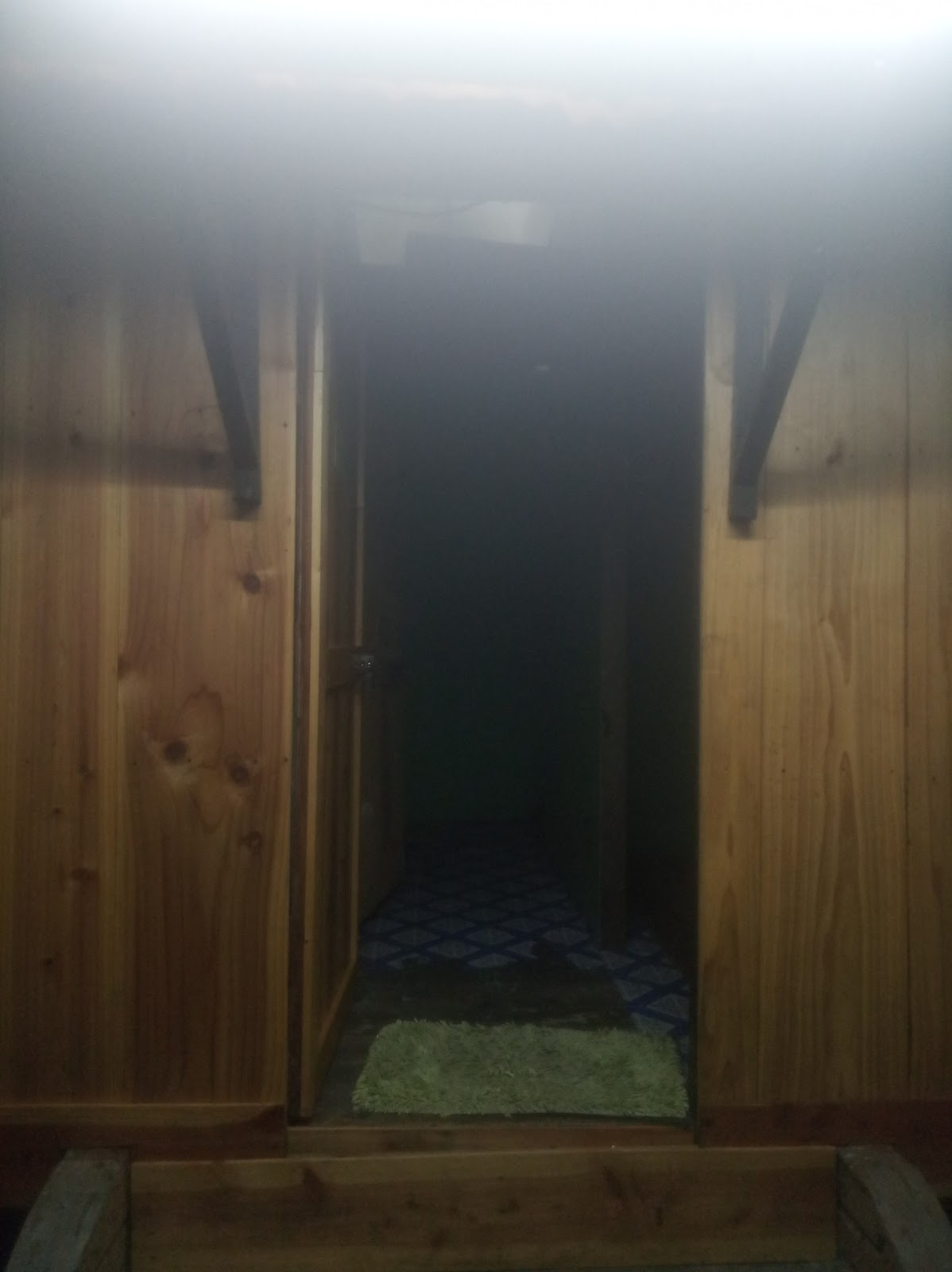 Jom ke Masjid: Surau mirip 'rumah tradisional Melayu' berdekatan Putra