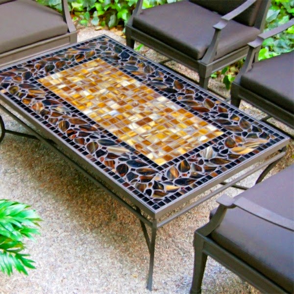 Garden table from Mosaic – 30 super models!